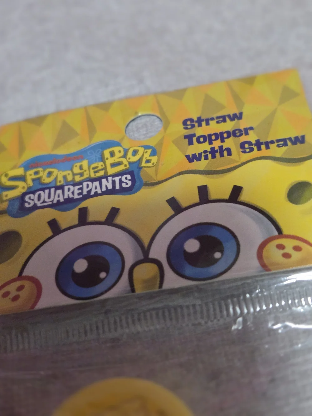Nickelodeon SpongeBob Yellow Kids Socks & Matching SpongeBob Accessory